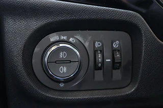 Opel Corsa 1.2 Turbo Hybrid Edition Stoel-Stuurverwarming Achteruitrijcamera / 15