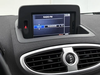 Renault Clio 1.2 TCe Collection 100PK  1e EIGENAAR | DEALER ONDERHOUDEN | AIRCO | CRUISE | NAVI | LM VELGEN / 14