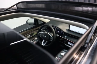 Genesis GV70 Panoramadak | BTW | Adaptive Cruise Control / 14