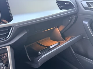 Volkswagen T-Roc 1.0 TSI Life  | LED | Apple Carplay | Adapt. Cruise | DAB+ | PDC v+a incl. Camera / 33