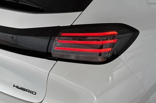 Peugeot 208 1.2 Hybrid 100 e-DCS6 Allure / 19