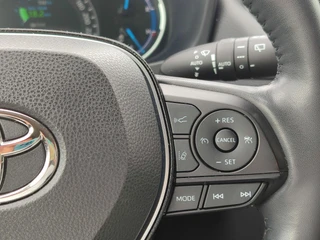 Toyota RAV4 2.5 HYBRID STYLE LEDER STOEL/STUURVERW PARK-SENSOREN EL-STOEL EL-ACHTERKLEP APPLE/ANDROID CAMERA CLIMA LED PRIVACY GLASS 17'' LM-VELGEN / 14