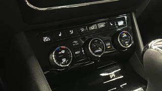 Skoda Superb Combi 1.5 TSI ACT Style Business CAMERA CARPLAY CRUISE LM ECC. / 52