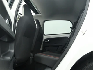 Volkswagen up! 1.0 BMT high-up! Panoramadak | Stoelverwarming | Climate control / 18