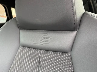 Audi A3 35 TFSI S-Line Automaat ACC B&O Black Style / 50