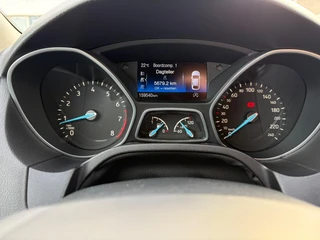 Ford Focus Wagon 1.5 Titanium NAVI - STOELVERWARMING / 26