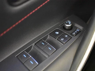 Toyota Corolla 2.0 Hybrid Executive | JBL-audio | Trekhaak | Head-up | PDC / 32