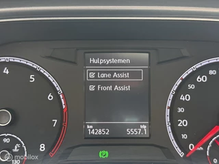 Volkswagen T-Roc 1.5 TSI DSG Active CLIMA*CARPLAY*PDC*STOELVERW / 34