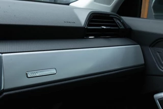 Audi Q3 Sportback 45 TFSI e S Edition|Camera|Stoelverwarming| / 32
