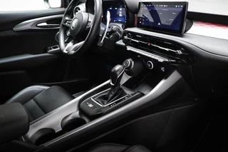 Alfa Romeo Tonale 1.5T Hybrid Edizione Speciale | LEDER / WINTER- PACK | STOELVENTILATIE | STUURVERWARMING | HARMAN  KARDON | 19" / 4