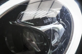 MINI 5-Deurs 1.5 Cooper Business Edition | CLIMA | STOELVERWARMING | DAB | APPLE | MOONWALK GREY / 18