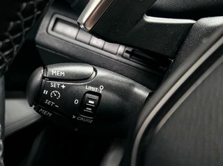 Peugeot 5008 1.2 130PK Allure Automaat 7P | Carplay | Camera | Elektrische Kl / 11