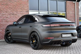Porsche Cayenne Coupé 4.0 Turbo E-Hybrid GT  Burmester PDCC Carbon HUD ACC 360 / 21