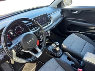 Kia Stonic 1.0 T-GDi MHEV DynamicLine | Climate Control | Camera | Cruise Control | LM Velgen | Apple Carplay | Android Auto / 10