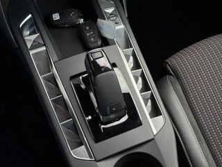 DS DS 3 1.2 PureTech Performance Line  Navigatie / keyless / Camera 360 / 41