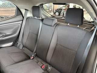 Toyota Yaris 1 .5 Hybrid Dynamic 5-drs. CAMERA/KEYLESS/NAVI/CARPLAY/16INCH / 26