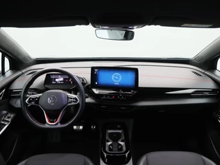 Volkswagen ID.5 GTX 77 kWh 299 Pk | Stoel/Stuur Verwarming | 360° Camera | Adaptive Cruise | CarPlay | Navigatie | 20 Inch | 67.619 Km !! / 35