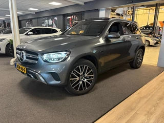 Mercedes-Benz GLC-klasse 300e 4MATIC Premium Plus / trekhaak / sfeer verlichting / panorama-dak / virtual / 2