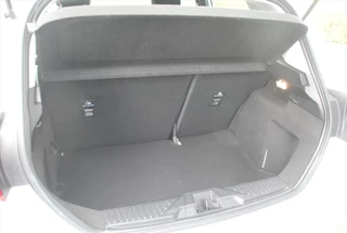 FORD Fiesta 1.1 70pk 5dr Trend / 7