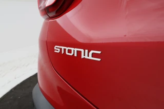 Kia Stonic 1.0 T-GDi MHEV DynamicPlusLine  Trekhaak! Navigatie, Climate, / 12