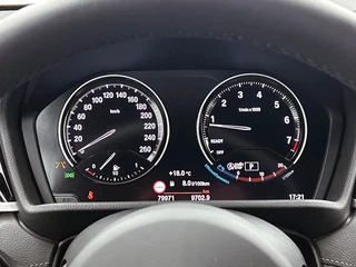 BMW X2 SDrive20i M Sport | Automaat | Cruise control | Stoelverwarming | Camera | HUD | Trekhaak / 27