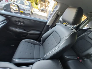 Honda ZR-V 2.0 e:HEV SPORT AUTOMAAT  Keyless | Elek. verst. stoel | Adaptive Cruise / 31