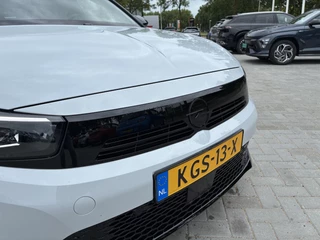 Opel Corsa 1.2 Turbo 145Pk Hybrid Automaat Ultimate | DEMO | Climate control | Navigatie | Camera | Parkpilot | Alcantara | Cruisecontrol | 17" LM-Velgen / 24