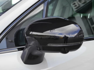 Leapmotor C10 Design 69.9 kWh | Demo | Diverse kleuren leverbaar | 1500 kg trekgewicht | Wltp 420 km | Stuurverwarming | Stoelverwarming en koeling | Elektrisch verstelbare voorstoelen | Navigatie | Keyless entry & start | 20 inch lichtmetalen velgen | Led verlichting / 39