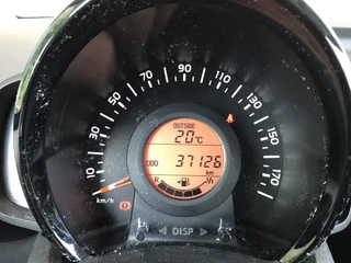 Citroën C1 1.0 VTi Shine Achteruitrijcamera | Navi | Airco / 9