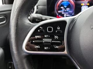 Mercedes-Benz A-klasse 250 e Premium | Automaat | Cruise control | Stoelverwarming | Navigatie | Camera | Parkeersensoren / 16