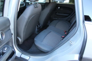 MINI Clubman 1.5 One Chili Serious Business Automaat, Keyless, Navigatie, Applecarpl./Andr. Auto, Climate/Cruise Control / 12
