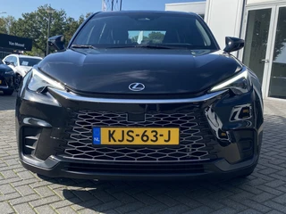 Lexus LBX 1.5 2WD STOELVERW STUURVERW PARK-SENSOR BLIND-SPOT CARPLAY LENDESTEUN / 9