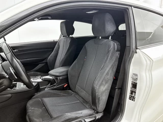 BMW 1-serie M140i xDrive | Stoelverwarming | Cruise Control | Navigatie / 6