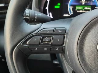 Toyota Yaris Hybrid 115 DYNAMIC STOEL/STUURVERW PARK-SENSOREN BLIND SPOT CAMERA KEYLESS 16'' LM-VELGEN CAMERA NAVI CLIMA AD-CRUISE APPLE/ANDROID / 14