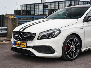 Mercedes-Benz A-klasse 180 d AMG White Art Edition Panoramadak Camera LED Stoelverwarming Sfeerverlichting Apple CarPlay/Android Auto Dealeronderhouden / 36