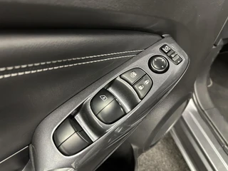 Nissan Juke 1.6 Hybrid Business Design TREKHAAK CARPLAY NAVI ECC 31000 KM. / 18