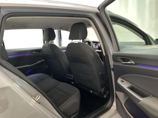 Volkswagen Golf Variant 1.5 TSI Life Business Sfeerverlichting Navigatie Virtual Cockpit Parkeersensoren / 9