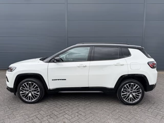 Jeep Compass 4xe 240 Plug-in Hybrid Electric Summit (Elektrisch Schuifdak - Leder incl verwarming/koeling/geheugen - Elektrische Klep - 360gr Camera - Adaptieve Cruise Controle - 19"- Keyless Entry - LED - 4x4) / 2