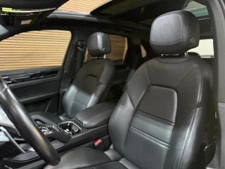 Porsche Cayenne 3.0 E-Hybrid Full Option | Vierwielbesturing | PANO | PDLS+ | BOSE | PASM | ComfortPakket | Soft Close |Trekhaak / 38