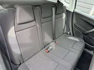 Peugeot 2008 Blue Lion 1.2 PureTech 130PK Navigatie, Parkeersensoren Achter, Panoramadak, Trekhaak, Airco / 12