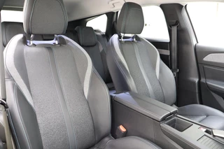 Peugeot 308 SW 1.2 PureTech Allure | Apple carplay/Android auto | Parkeercamera V + A | Electronic climate control | Draadloze telefoonlader | Stoelverwarming | Navigatie | Parkeersensoren V+A | Automaat / 11