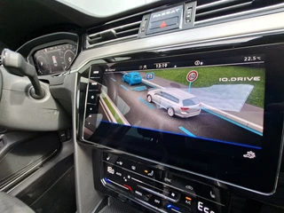 Volkswagen Passat Variant 1.4 TSI PHEV GTE * Panoramadak * Elek. Achterklep * Navigatiesysteem * 18 Inch Velgen * / 20