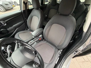 MINI Cooper 1.5 COOPER Busines edition Automaat 5DRS Navi Cruise / 34