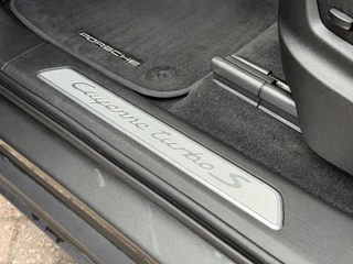 Porsche Cayenne 4.0 TURBO S E-HYBRID Achteras sturing Head Up Pano Keramisch / 40