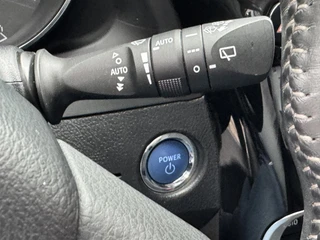 Toyota Auris 1.8 Hybrid Dynamic CLIMA PARK. CAMERA CRUISE LM-VELG / 18
