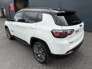 Jeep Compass 4xe 240 Plug-in Hybrid Electric Summit (Elektrisch Schuifdak - Leder incl verwarming/koeling/geheugen - Elektrische Klep - 360gr Camera - Adaptieve Cruise Controle - 19"- Keyless Entry - LED - 4x4) / 5