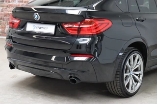 BMW X4 M40i High Executive M Sport Pakket Automaat  / Navigatiesysteem Professional / Schuif-/kanteldak / 20 Inch / Shadow Line / Leder / Extra Getint Glas / Stoelverwarming / Hifi / LED / Parkeersensoren voor+achter / Lichtpakket / 6