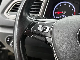Volkswagen T-Roc 1.0 TSI Style | Adaptive cruise control | Stuur & Stoelverwarming | Camera | CarPlay / 24