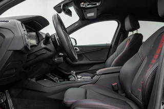 BMW 1 Serie 128ti M Sport 265PK | Innovation Pack | NL-auto | Shadowline | HUD | Stoelverwarming / 12