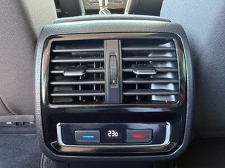 Volkswagen Passat Variant 1.4 TSI PHEV GTE * Trekhaak * AUTOMAAT * Parkeercamera * Head-up Display * / 13